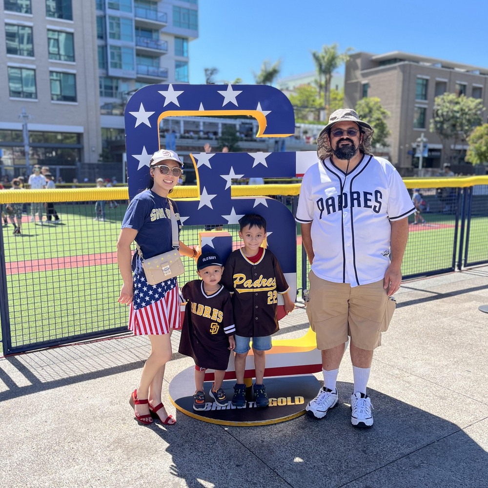 Meet your Posher, Mimi